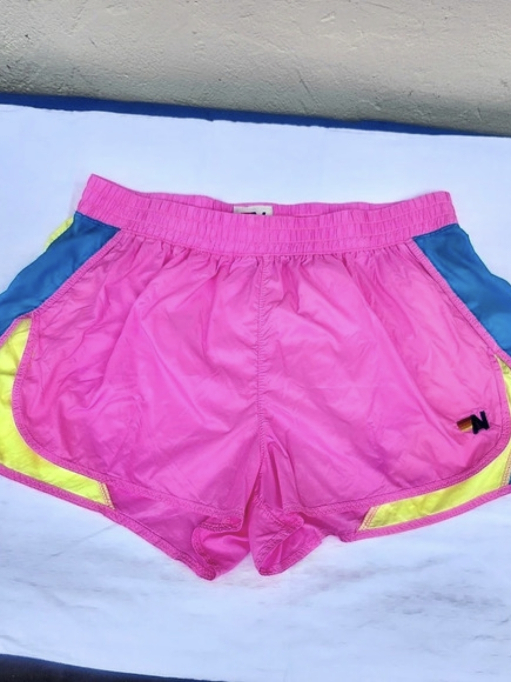 Aviator Nation Women’s L Pink Colorblock Dolphin Running Shorts Retro Y2K